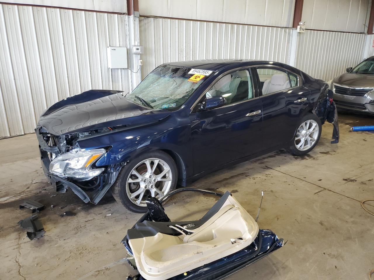 NISSAN MAXIMA 2014
