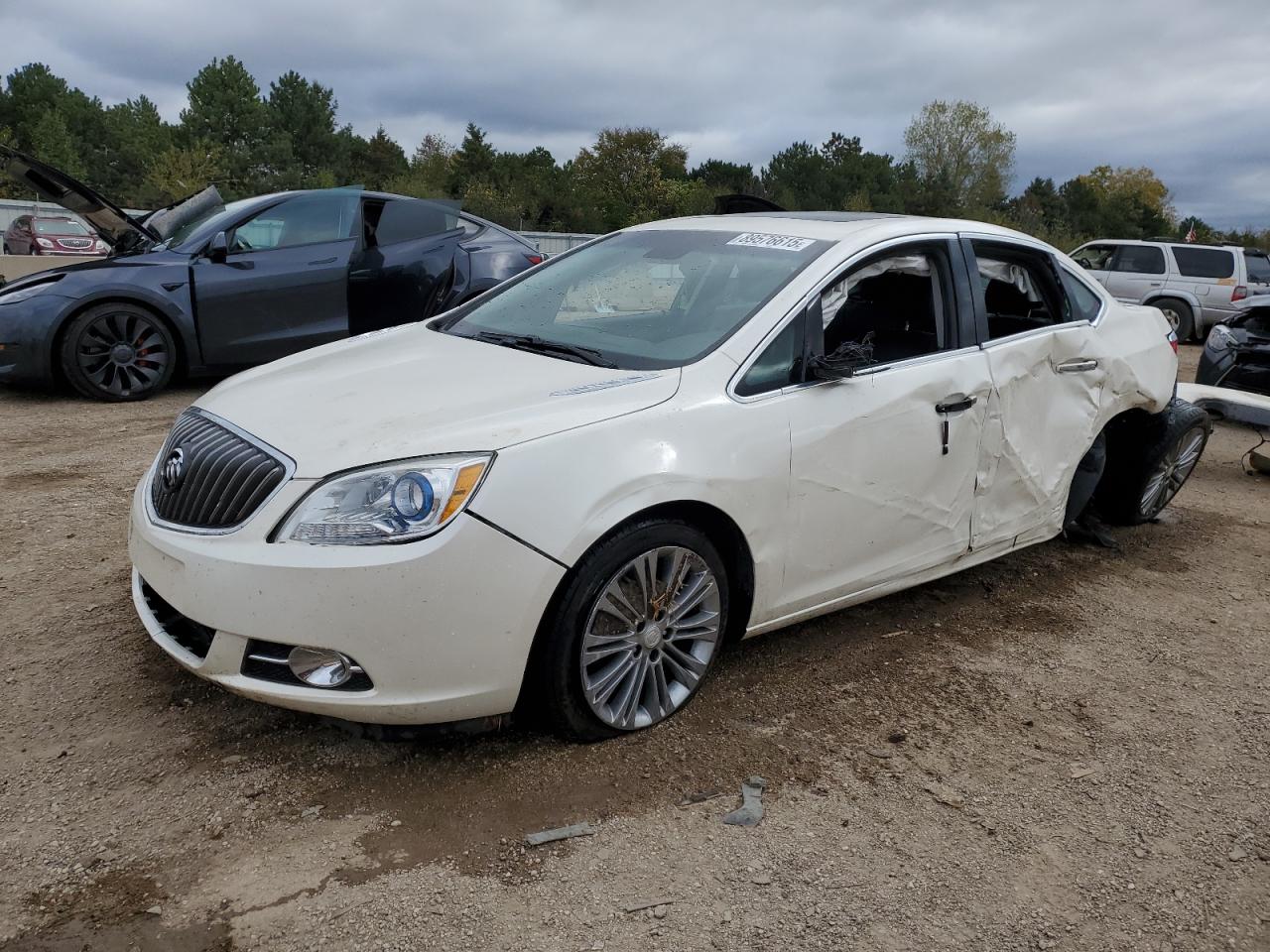 BUICK VERANO 2013