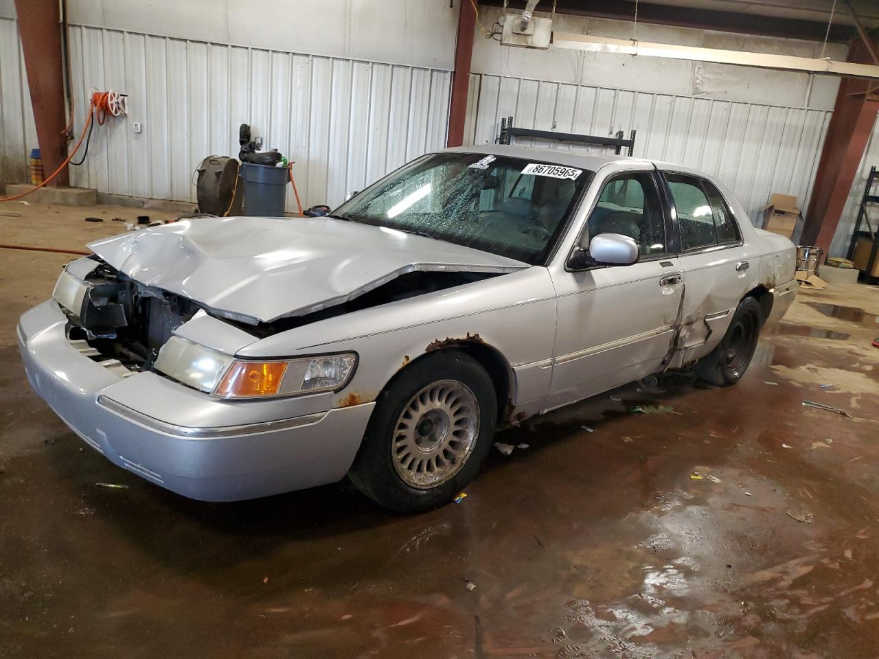 MERCURY GRAND MARQUIS 2000