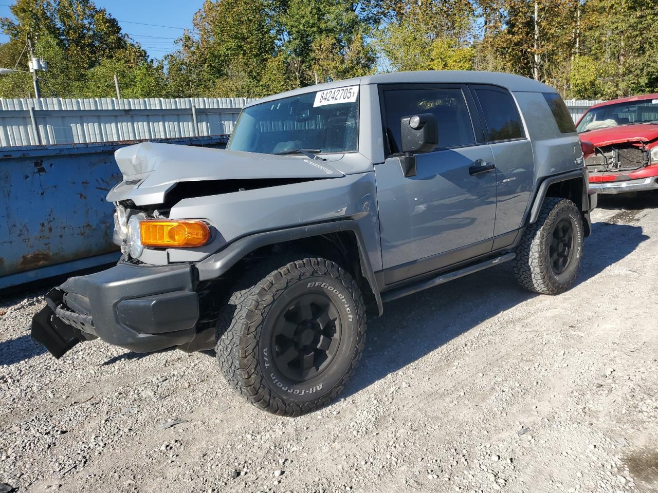 TOYOTA FJ CRUISER 2013