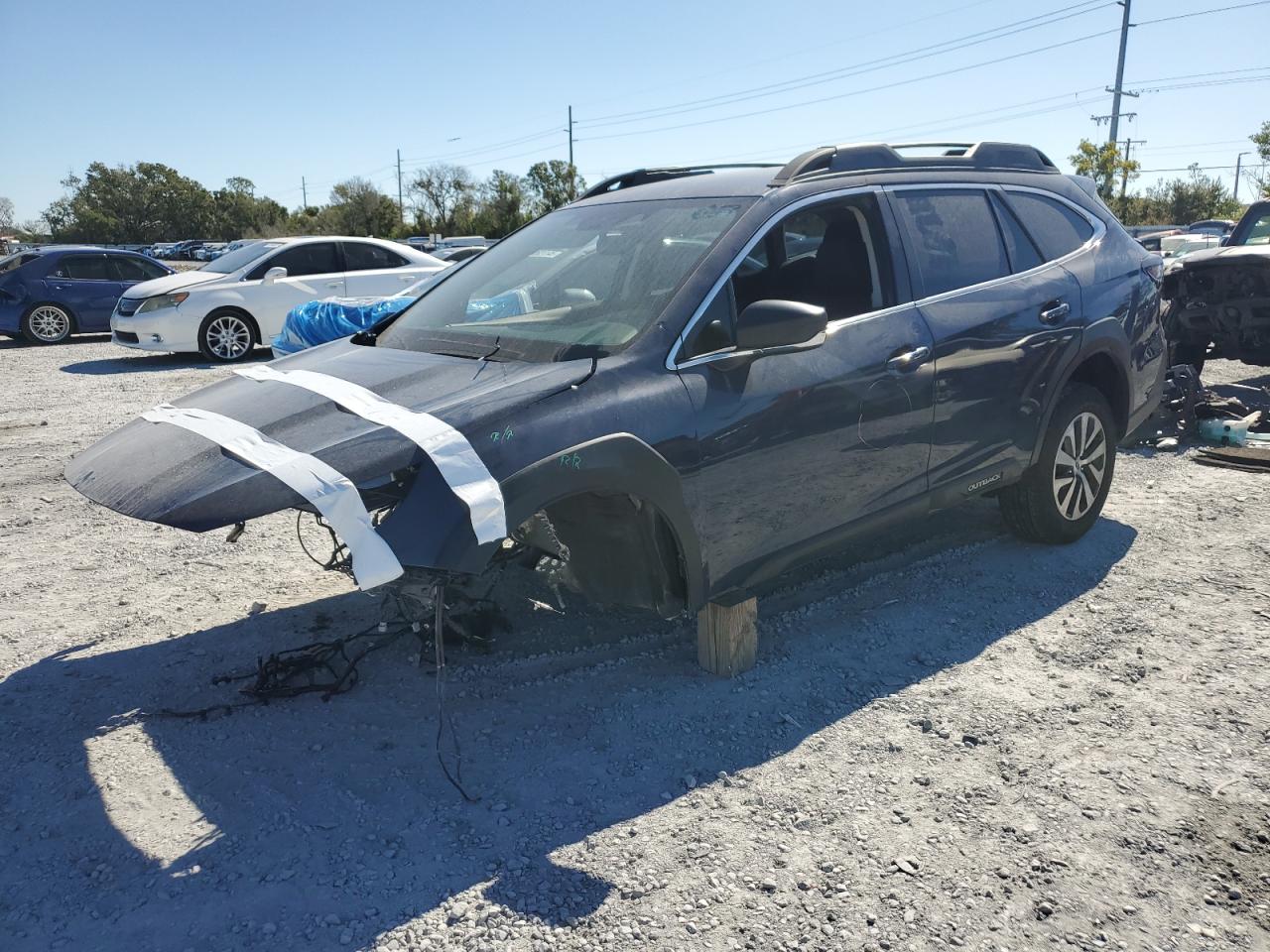 SUBARU OUTBACK 2025