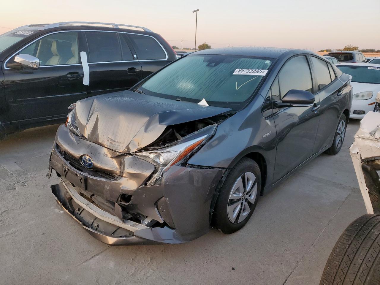 TOYOTA PRIUS 2017