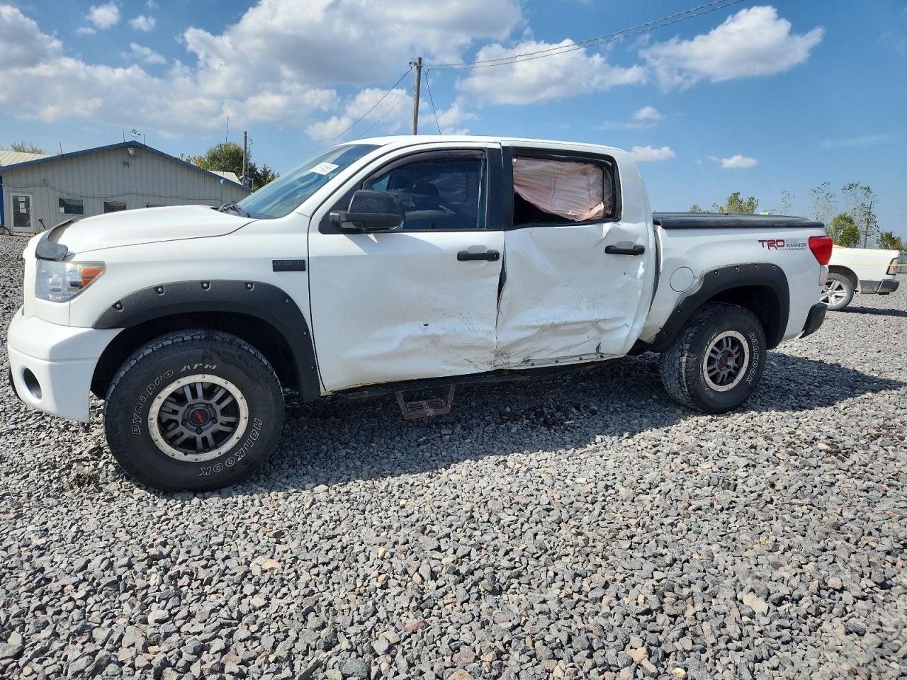 TOYOTA TUNDRA CRE 2011