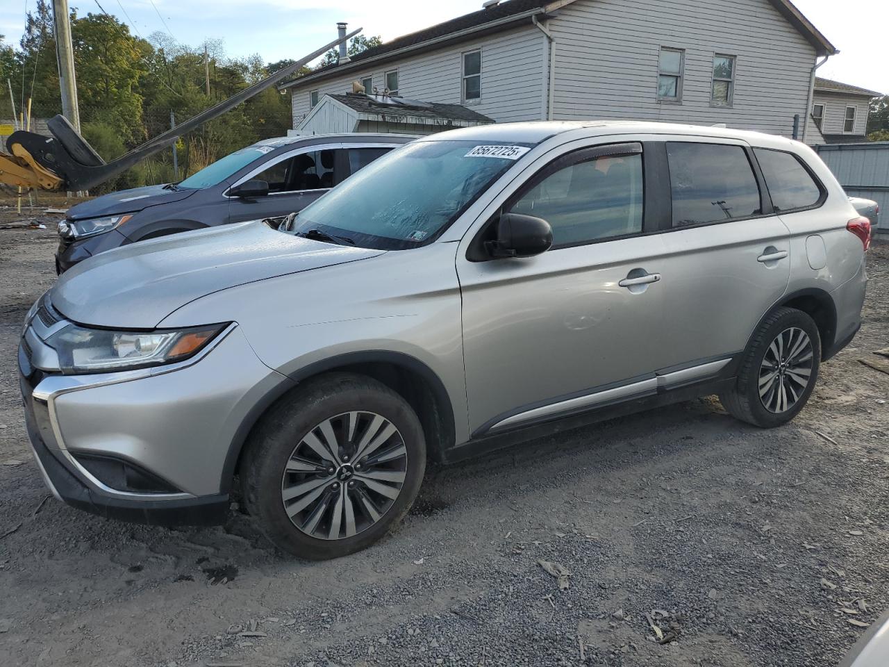 MITSUBISHI OUTLANDER 2019