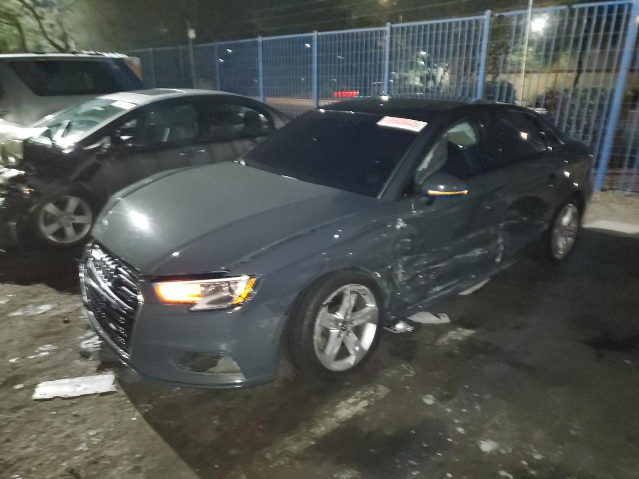 AUDI A3 PREMIUM 2017