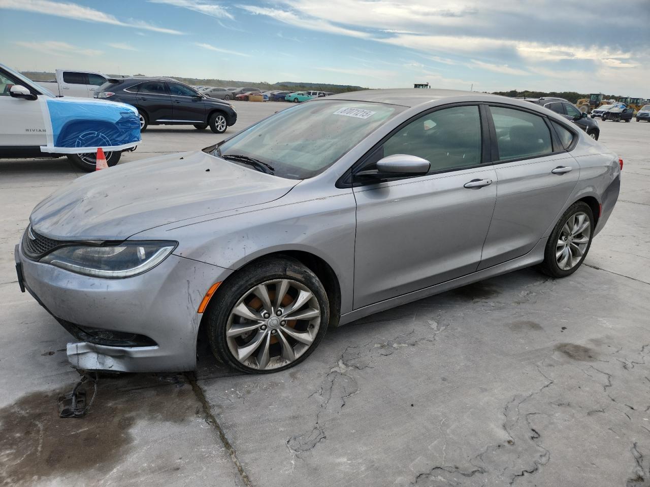 CHRYSLER 200 2015