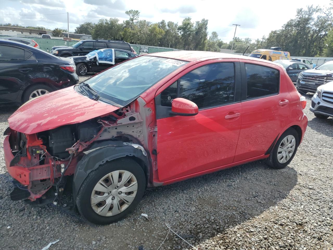 TOYOTA YARIS 2013