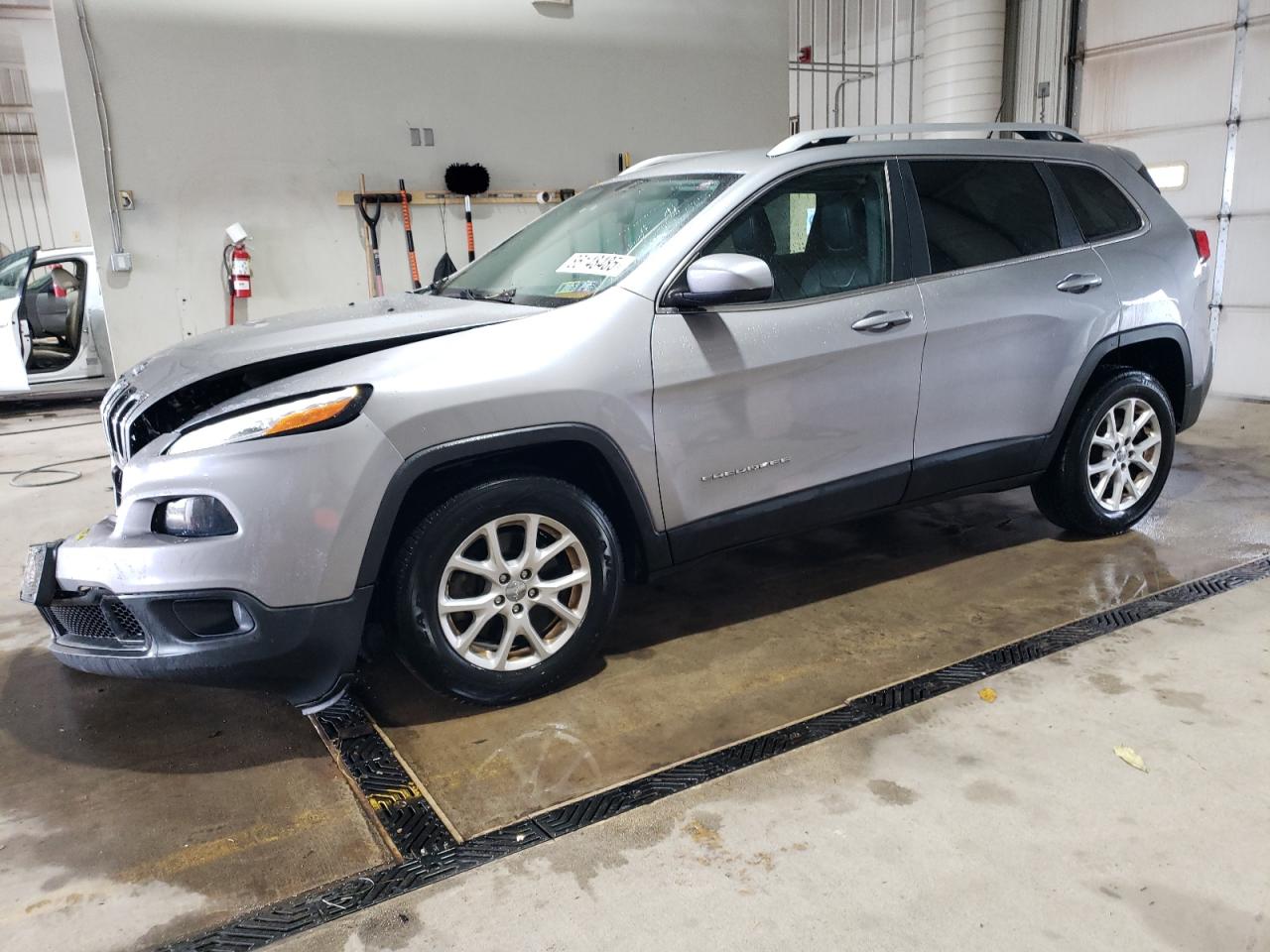 JEEP CHEROKEE L 2015