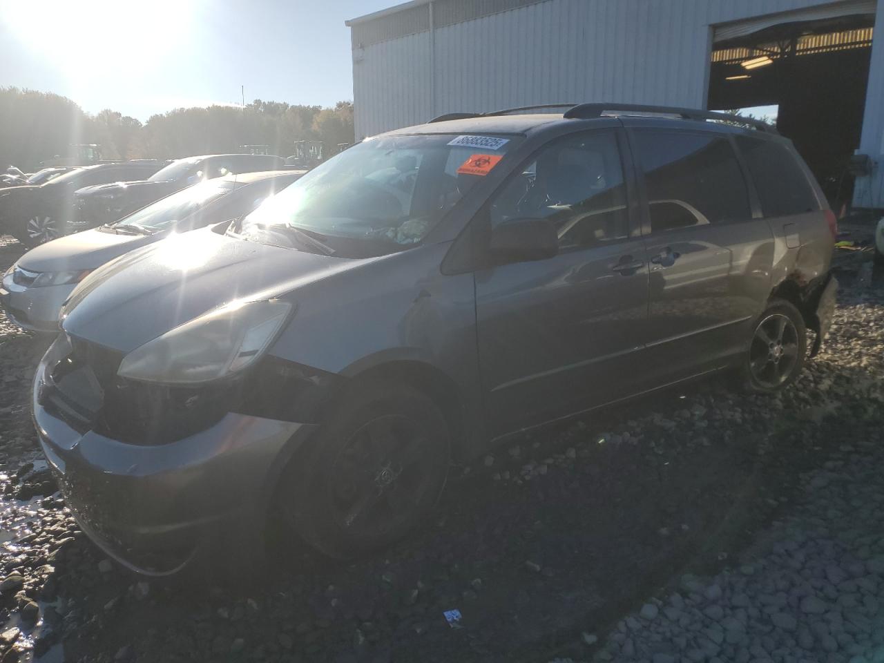 TOYOTA SIENNA CE 2005