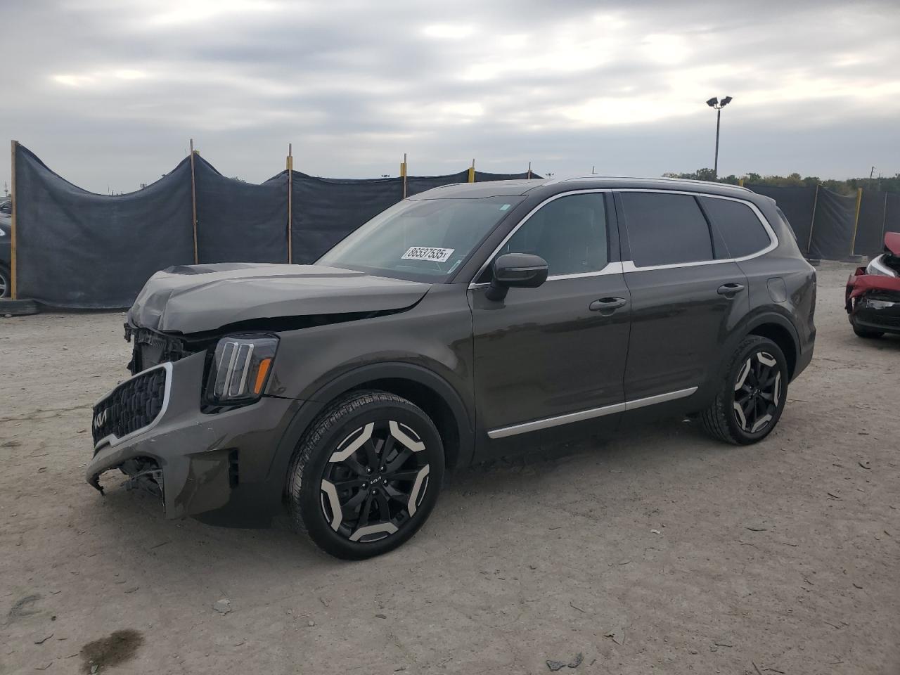 KIA TELLURIDE 2023