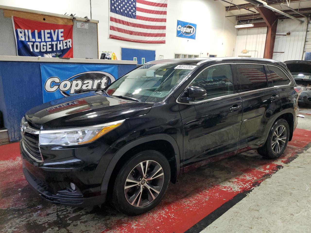 TOYOTA HIGHLANDER 2016