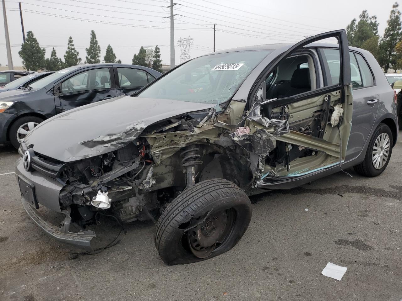 VOLKSWAGEN GOLF 2010