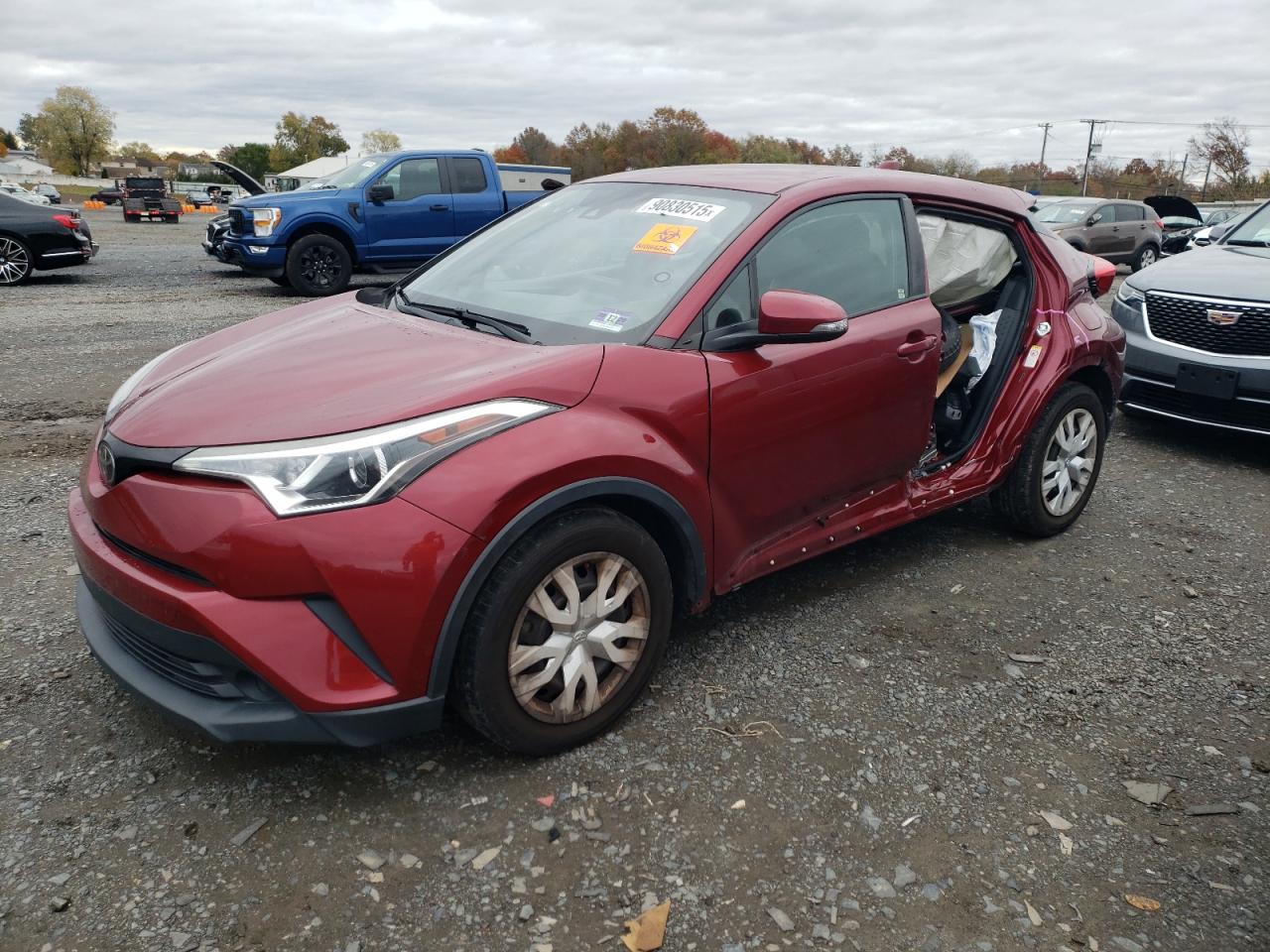 TOYOTA C-HR XLE 2019