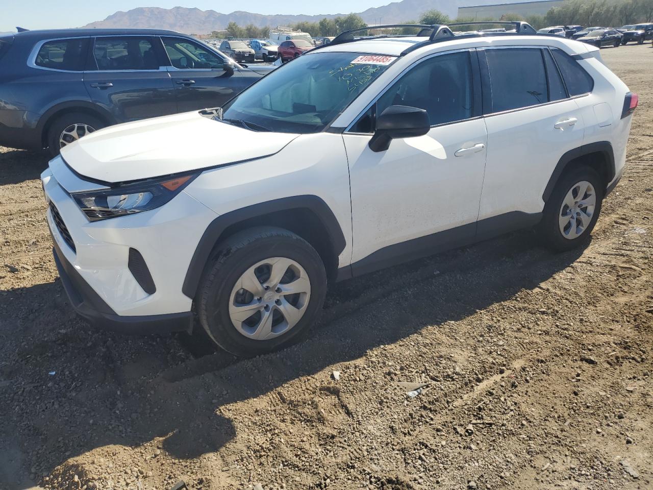 TOYOTA RAV4 LE 2020