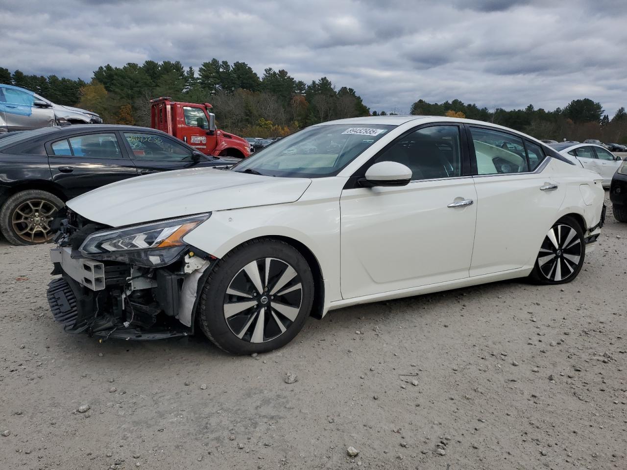NISSAN ALTIMA 2020