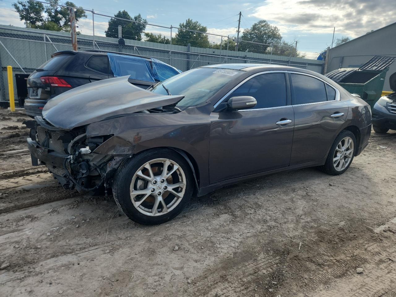 NISSAN MAXIMA 2012