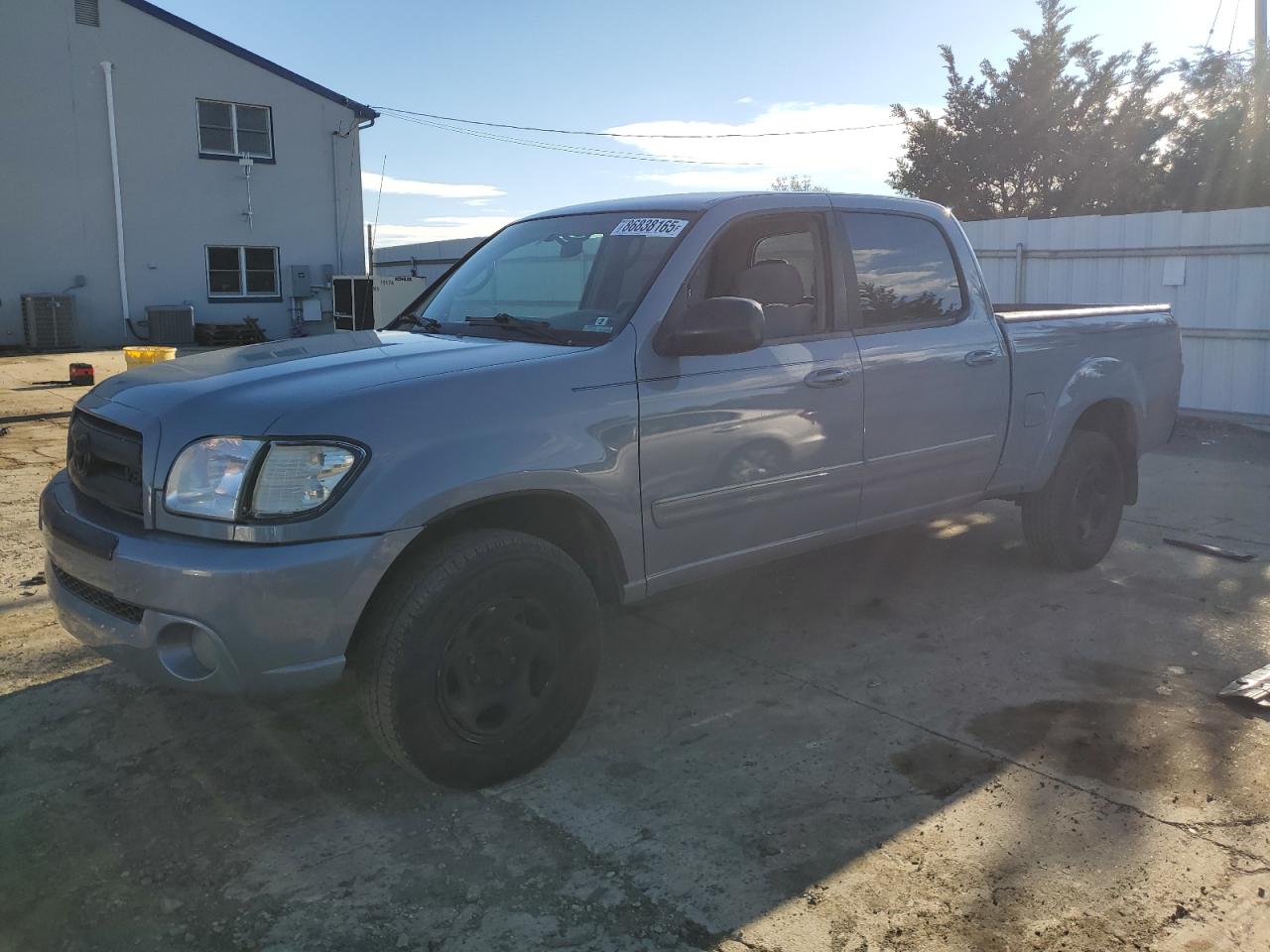 TOYOTA TUNDRA DOU 2004