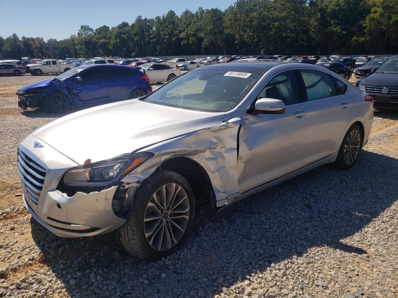 HYUNDAI GENESIS 3. 2015