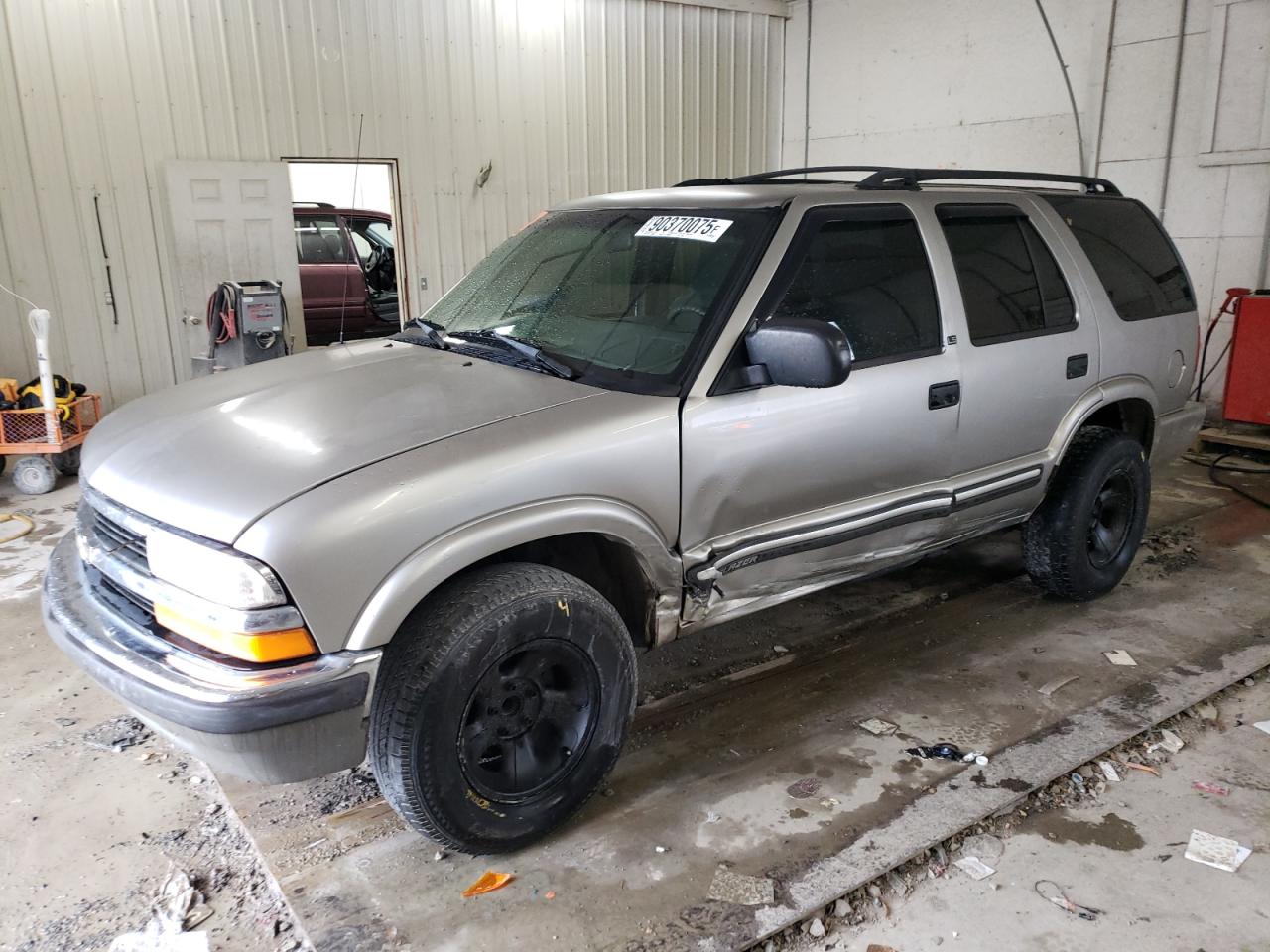 CHEVROLET BLAZER 2001