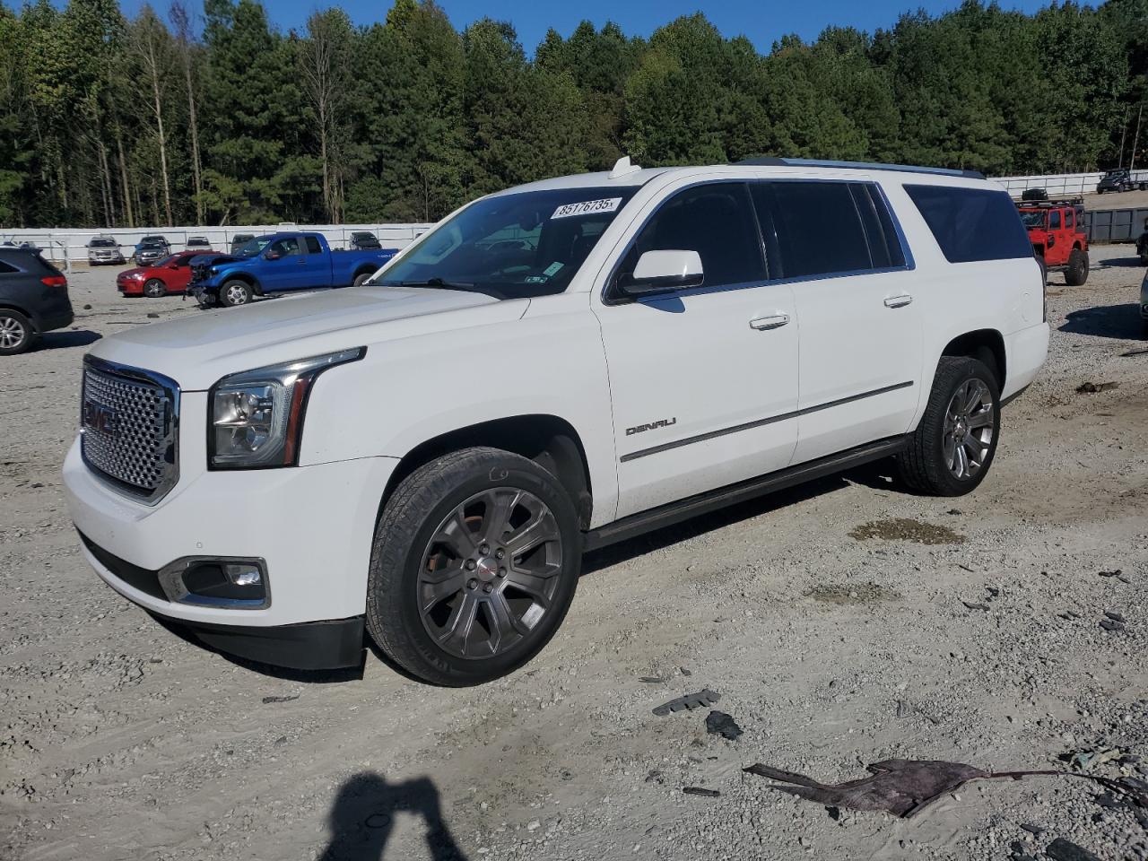 GMC YUKON XL DENALI 2016