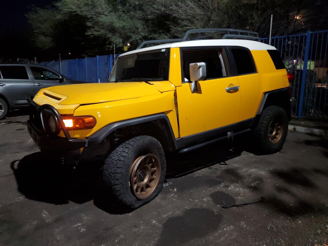 TOYOTA FJ CRUISER 2008