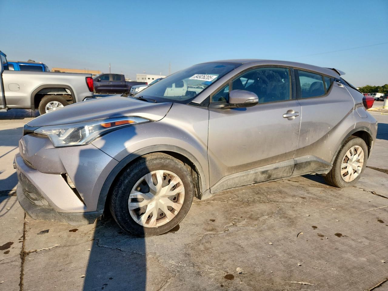 TOYOTA C-HR XLE 2019
