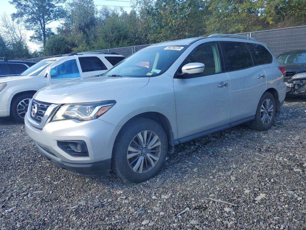 NISSAN PATHFINDER 2019