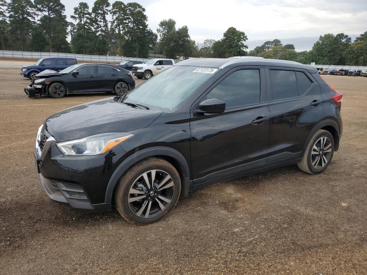 NISSAN KICKS SV 2020