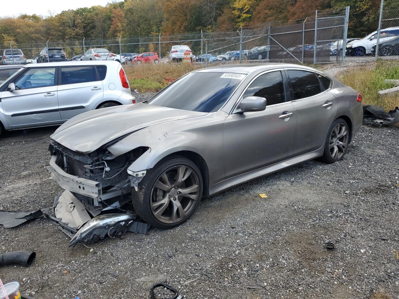 INFINITI M37 2012