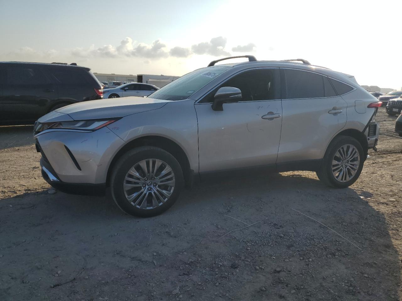 TOYOTA VENZA LE 2022