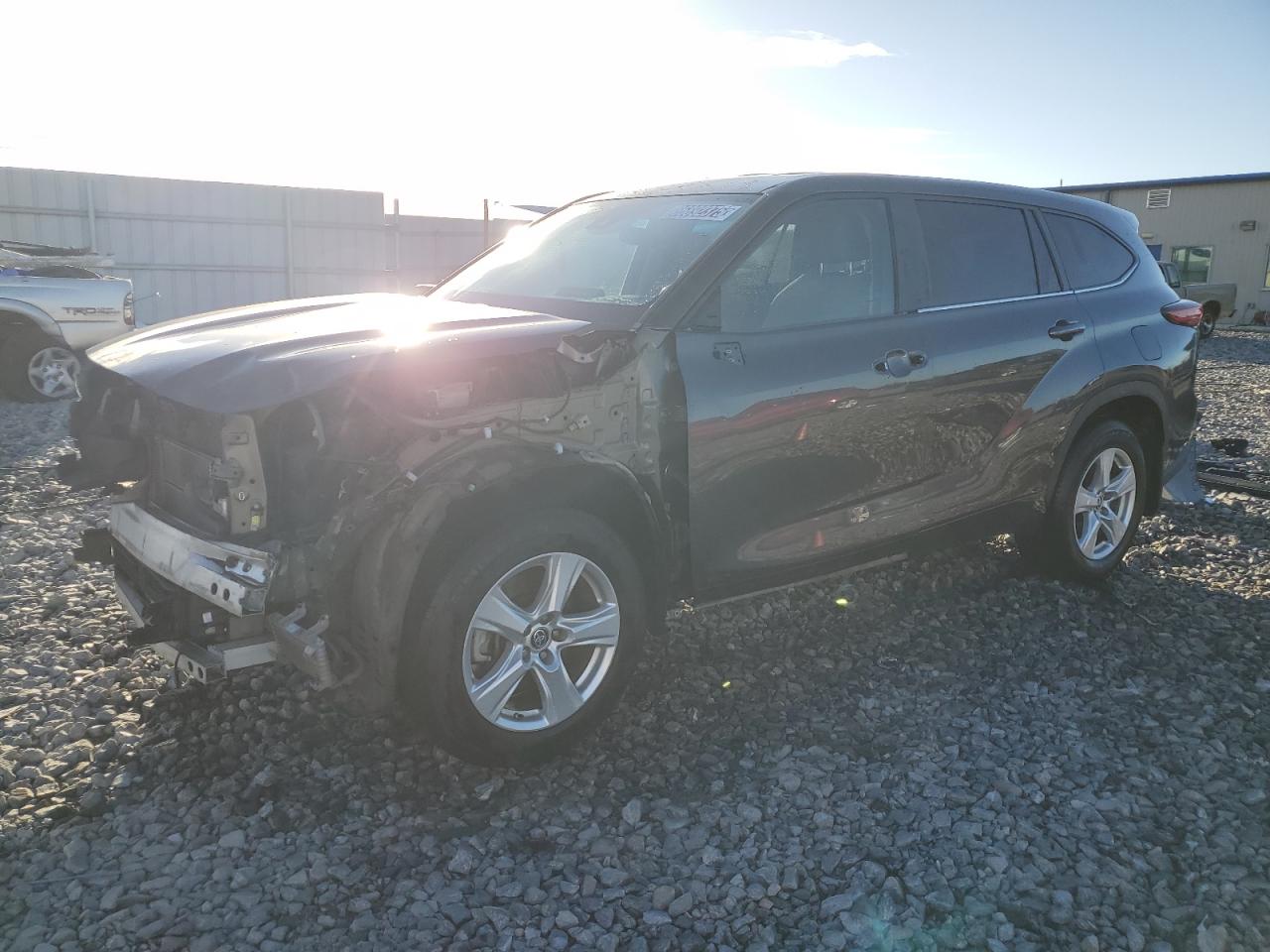 TOYOTA HIGHLANDER HYBRID LE 2023