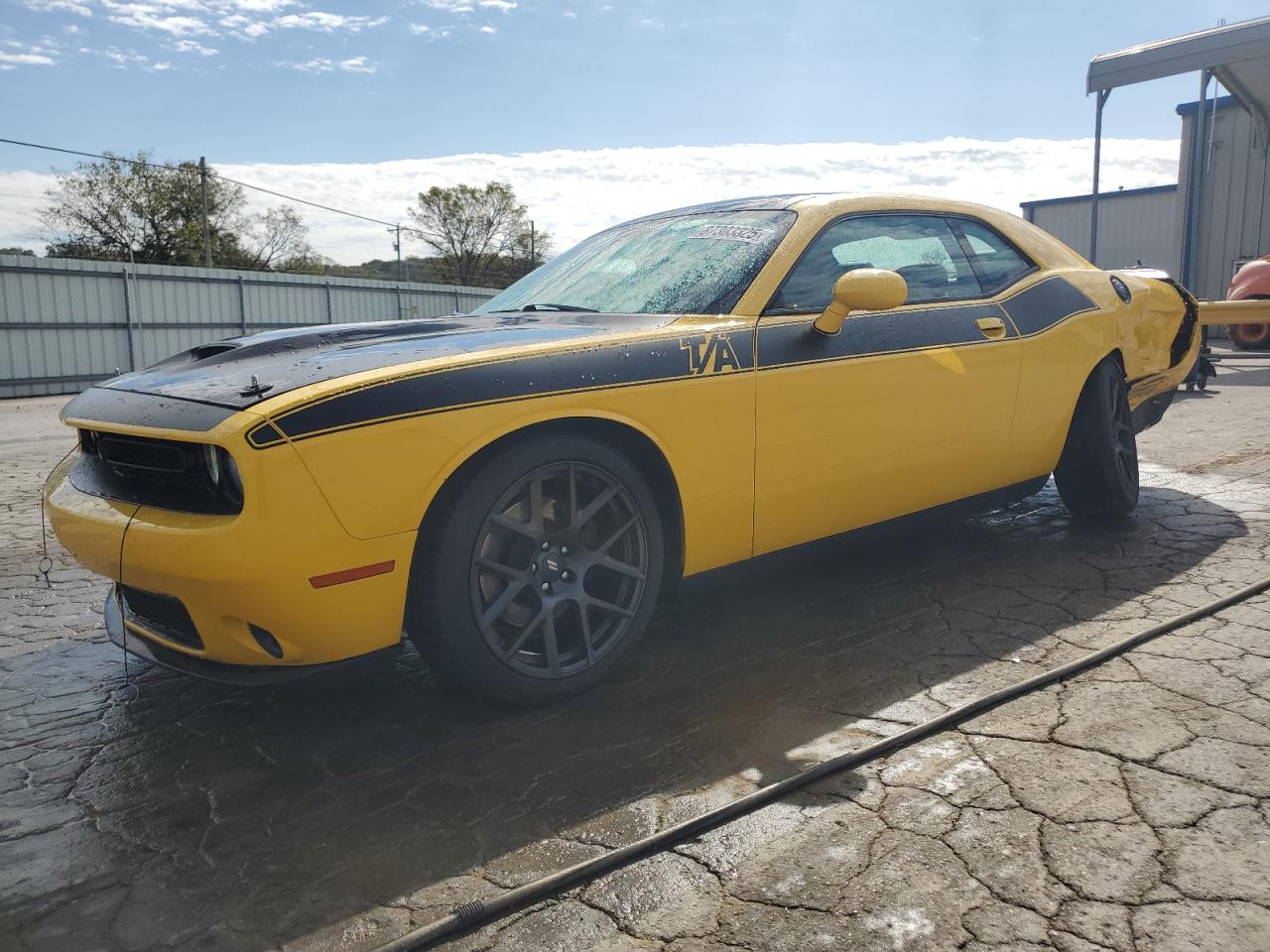DODGE CHALLENGER 2017