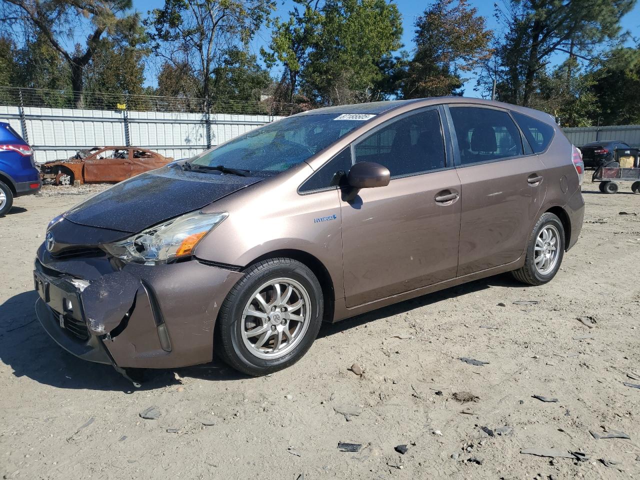TOYOTA PRIUS V 2015