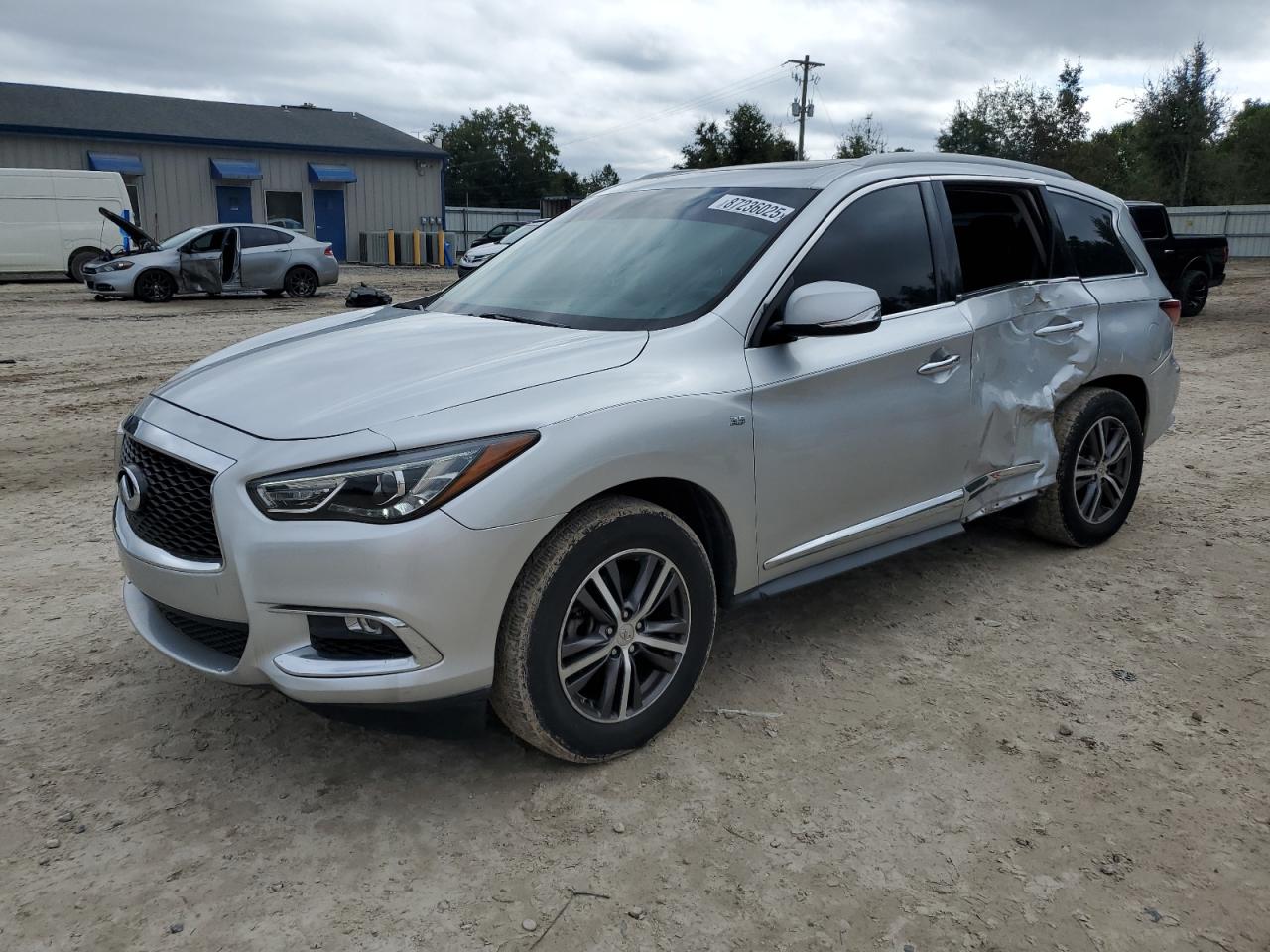 INFINITI QX60 2018