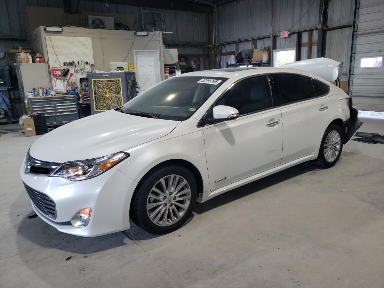 TOYOTA AVALON HYB 2015