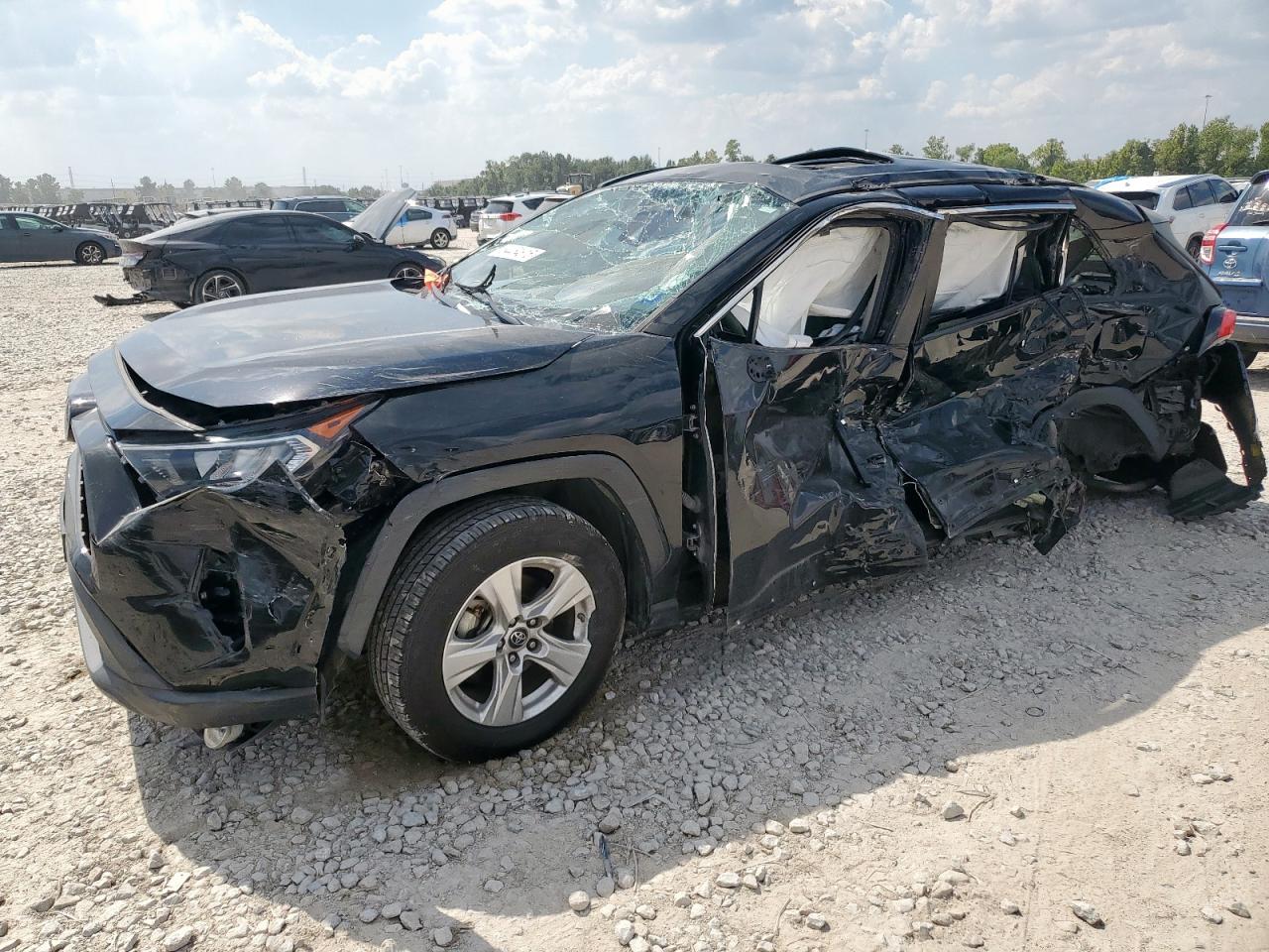 TOYOTA RAV4 XLE 2019