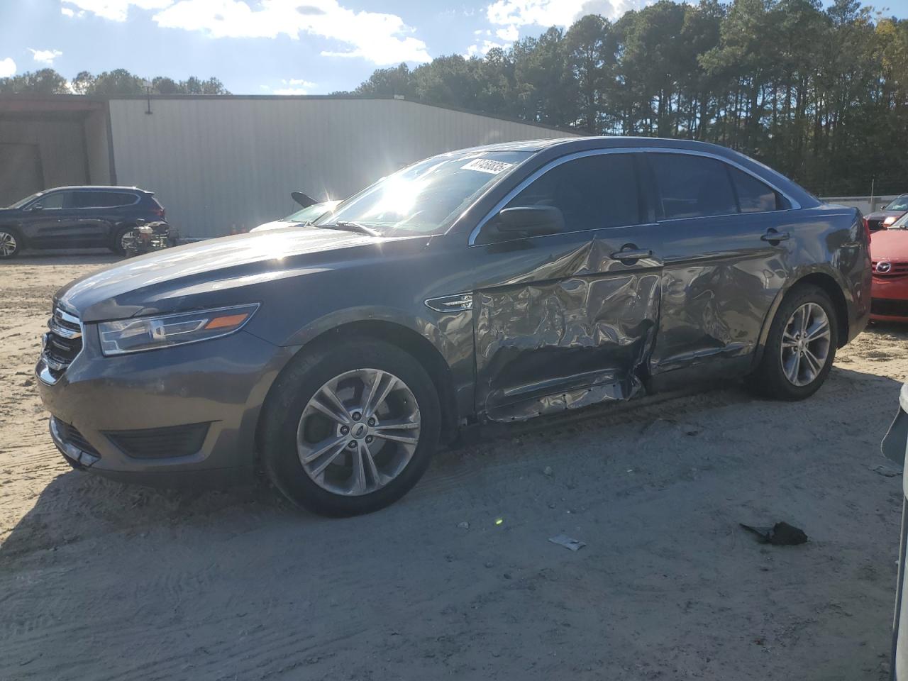 FORD TAURUS SE 2017