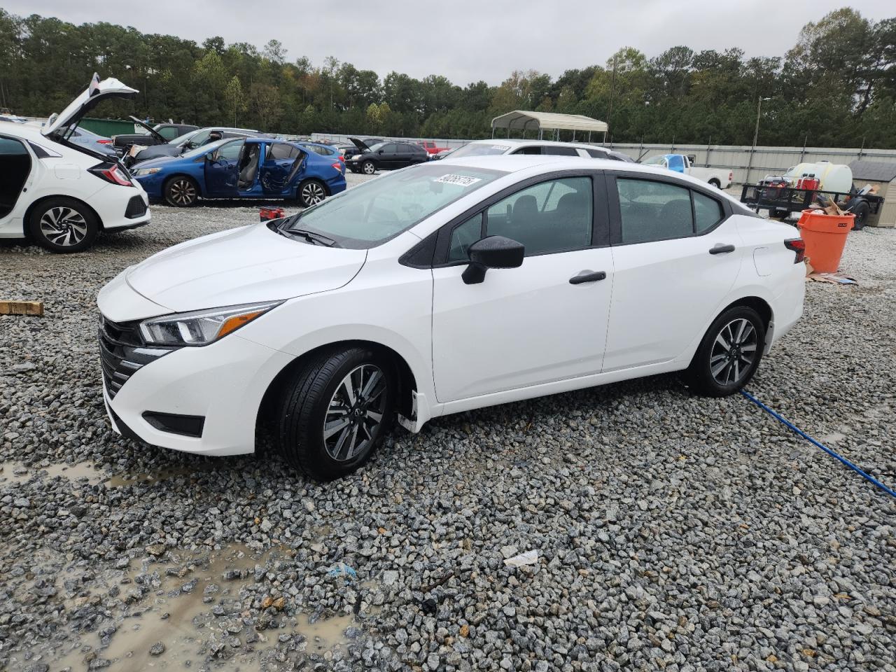 NISSAN VERSA 2024