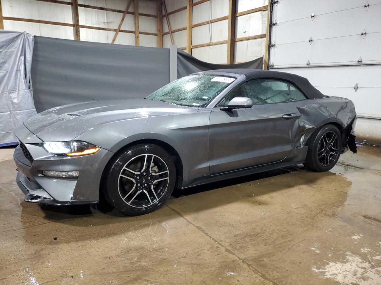 FORD MUSTANG 2023