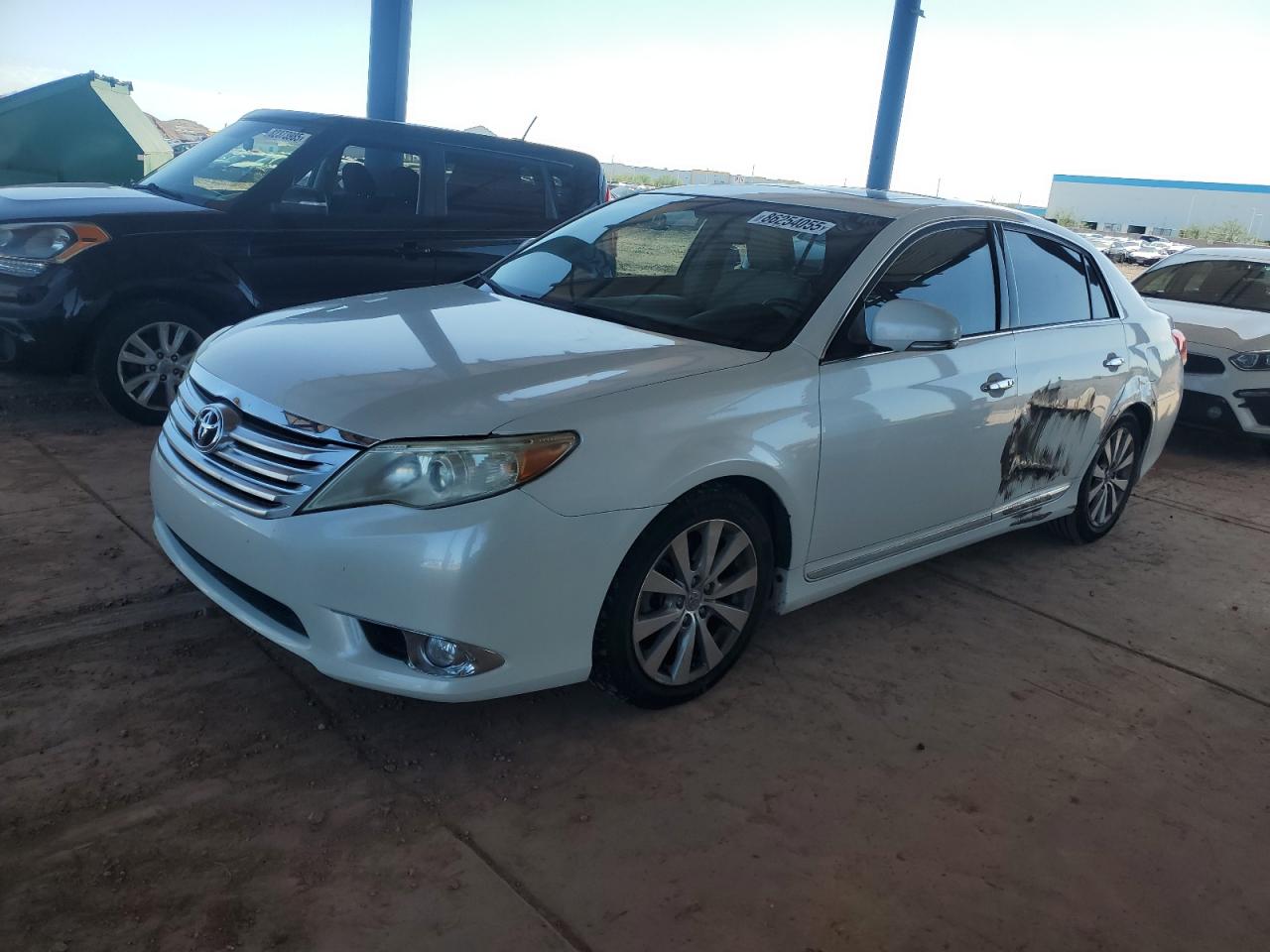 TOYOTA AVALON BAS 2011