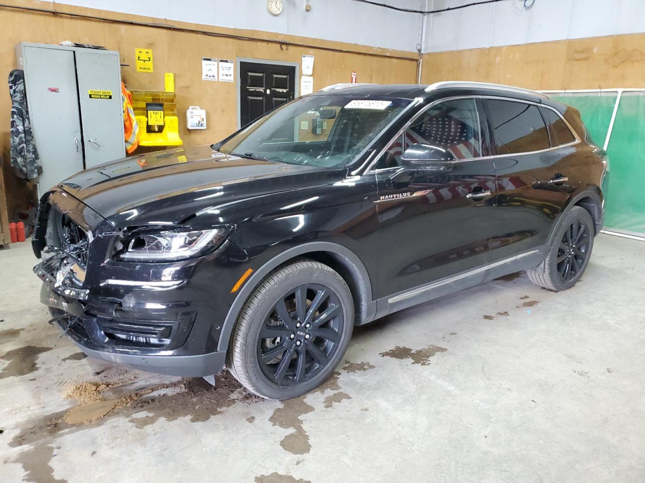 LINCOLN NAUTILUS R 2020