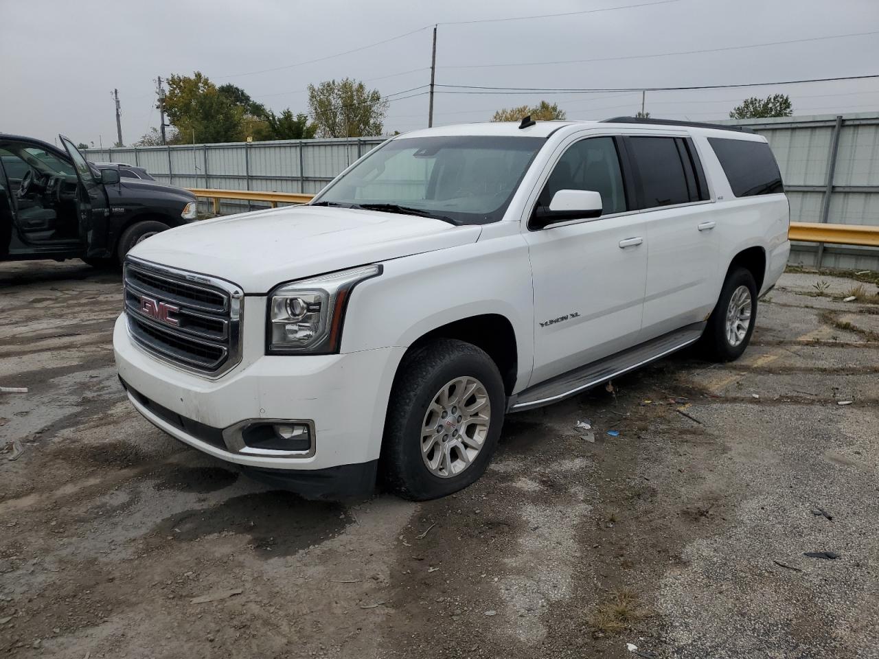 GMC YUKON XL C 2015