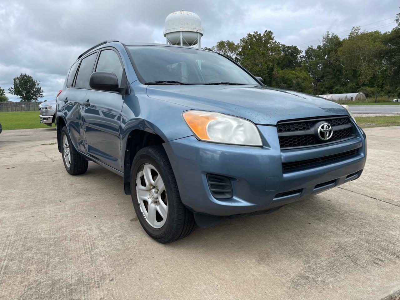 TOYOTA RAV4 2010