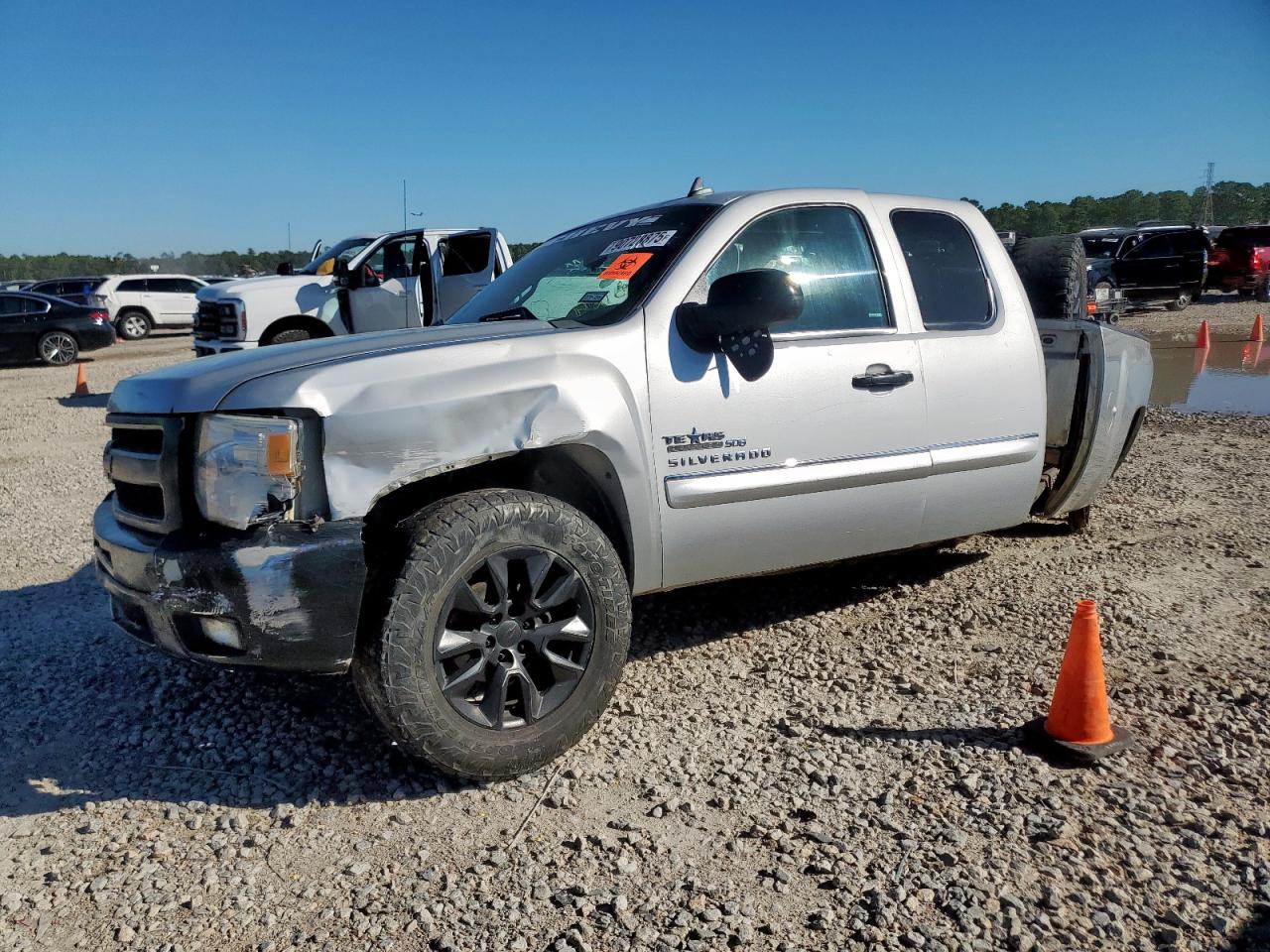 CHEVROLET SILVERADO 2013