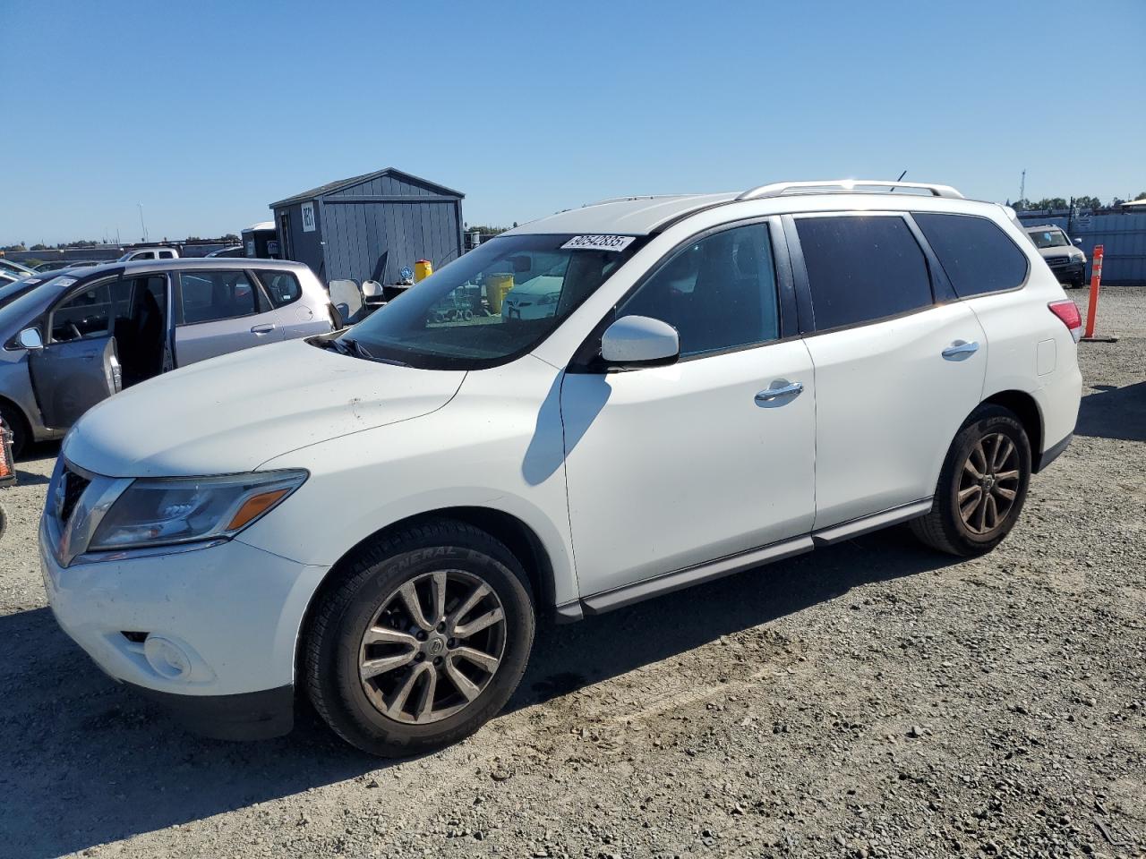 NISSAN PATHFINDER 2016