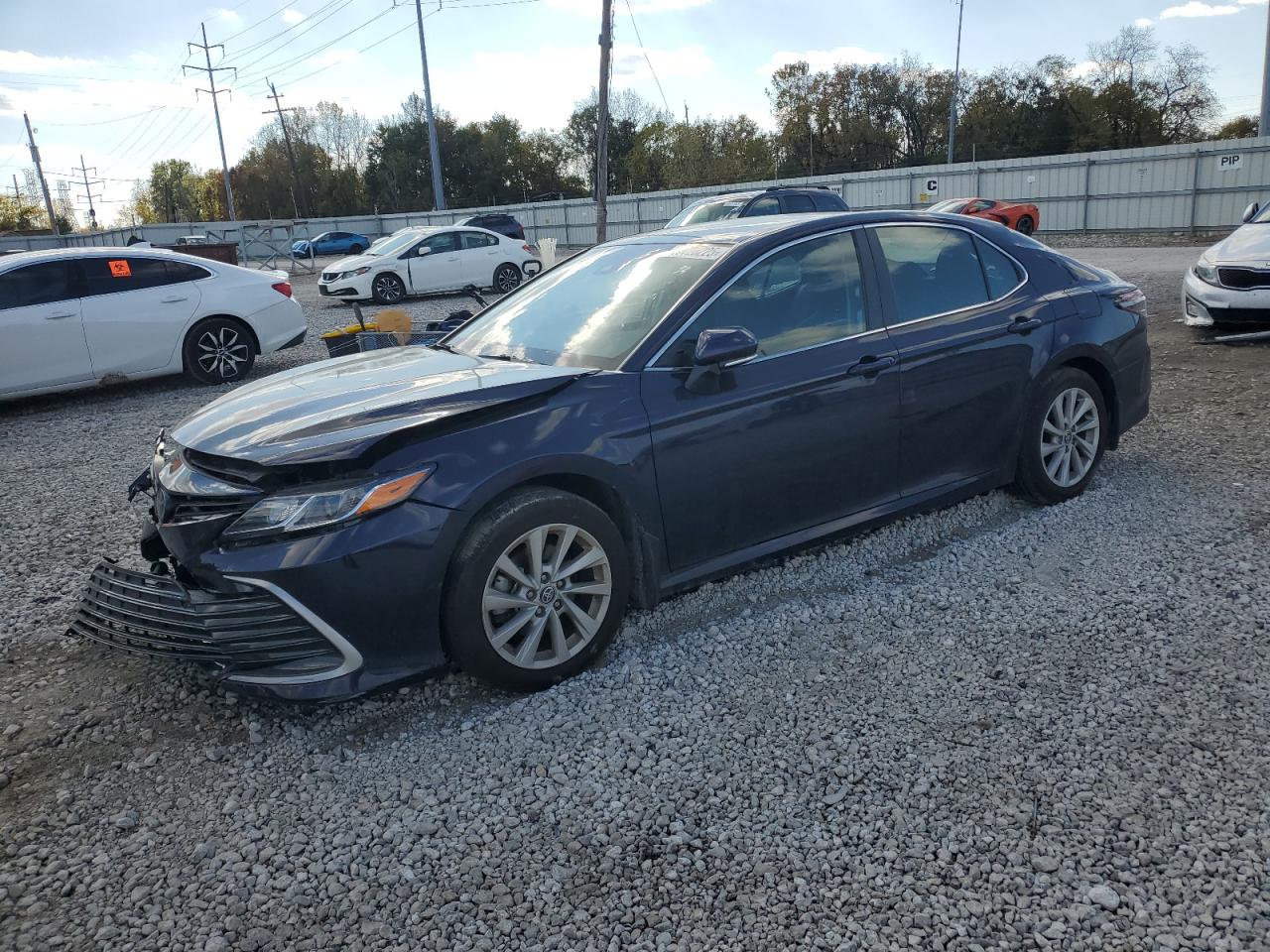 TOYOTA CAMRY LE 2022