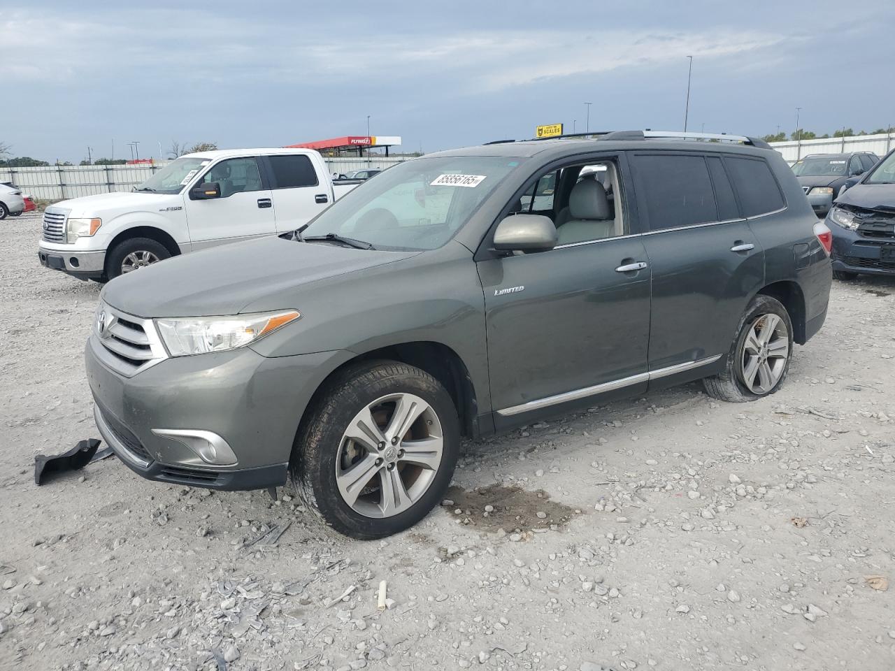 TOYOTA HIGHLANDER 2011