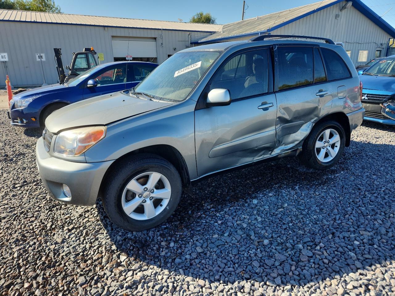TOYOTA RAV4 2004