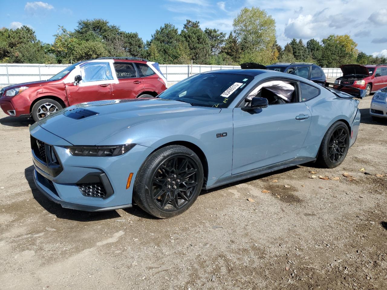 FORD MUSTANG 2024
