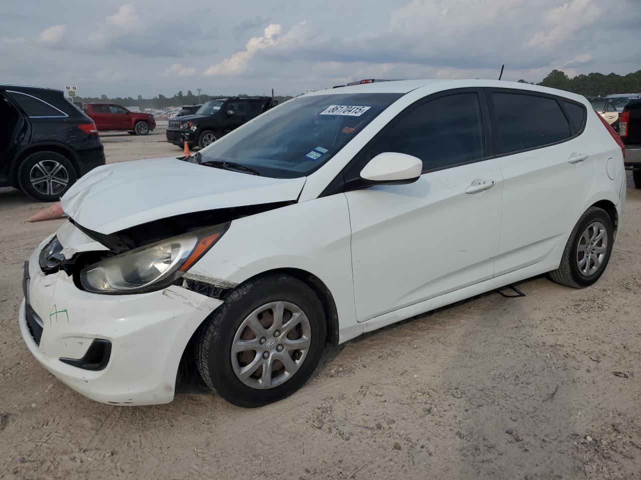 HYUNDAI ACCENT 2012